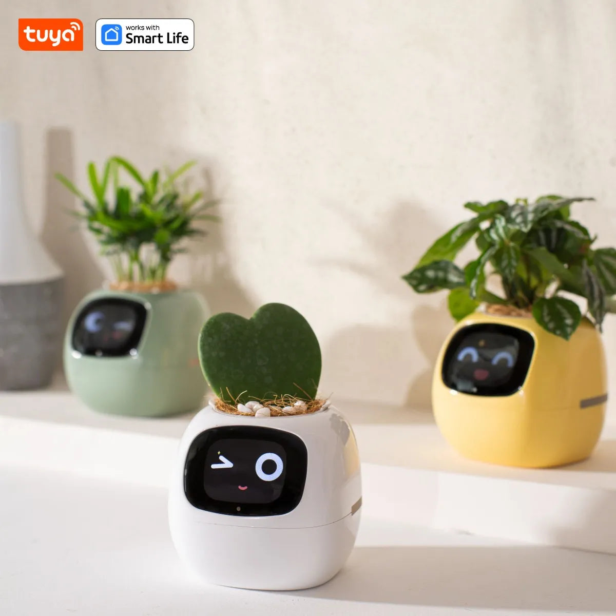 Ivy Smart Planter – AI-Powered Plant Care with 49 Expressions & 7 Smart Sensors